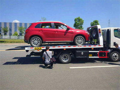 伊吾长岭道路救援